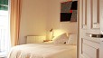 Seville Apartment - The master bedroom features a double bed.