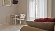 Sevilla Apartamento - Mesa de comedor.