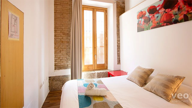 Rent vacation apartment in Granada Cuesta de Gomérez street Granada