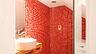 Granada Apartment - Bathroom with ceiling shower rose.