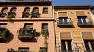 Granada Apartment - Building facade (to the right).