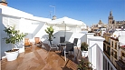 Accommodation Seville García Vinuesa 2 | Apartment with a shared terrace next to the Cathedral