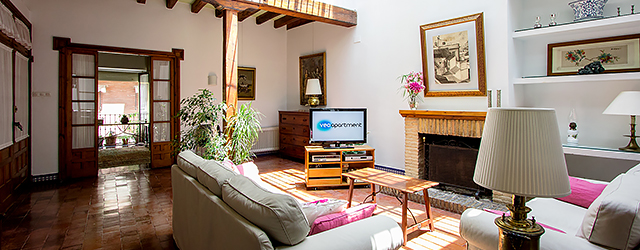Seville rental apartment Casa Monsalves | 6 bedrooms, 5 bathrooms, patio, terrace 0658