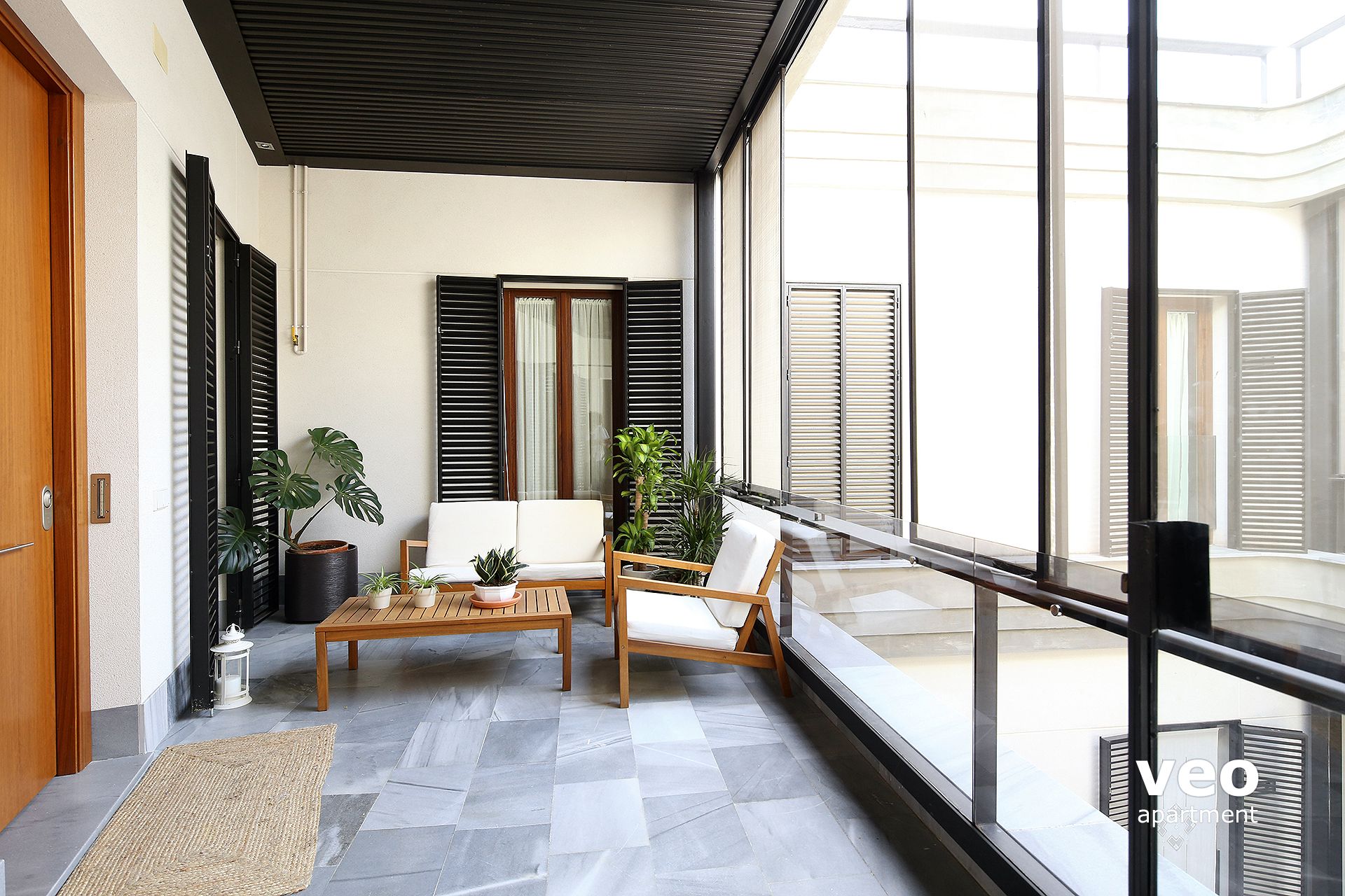 Apartment patio blinds: an easy way to hide vertical blinds. good ...