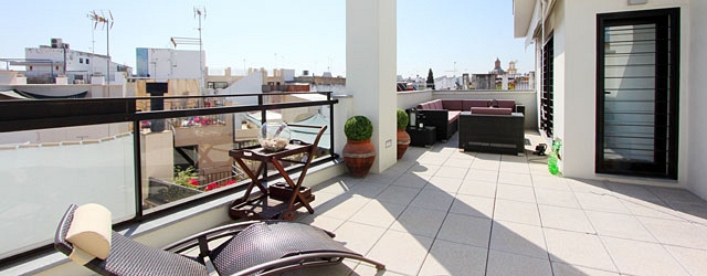 Sevilla Apartment Corral Rey Terrasse 1 | Blick auf Giralda und Kathedrale 0916