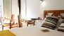 Sevilla Apartamento - The room is bright and comfortable.