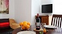 Séville Appartement - Apartment amenities include flat-screen TV, air-conditioning and free wi-fi internet.