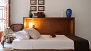 Séville Appartement - Living room with a pull-out bed for a fifth guest.