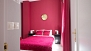 Sevilla Apartamento - Bedroom with a double bed.