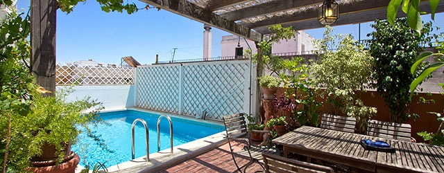 Sevilla Apartment Miguel Terrasse | Duplex mit 4 Schlafzimmern und privatem Pool 0268
