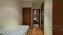 Seville Apartment - Second bedroom with twin beds and en-suite bathroom.