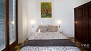 Seville Apartment - Studio apartment with double bed.