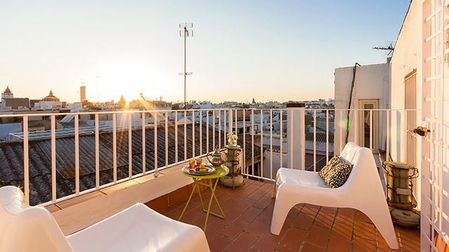 Rent vacation apartment in Seville Conde de Ibarra Street Seville