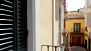 Sevilla Ferienwohnung - View of Infantes street from the living room.