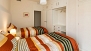 Sevilla Ferienwohnung - Bedroom 2 also with a large wardrobe.