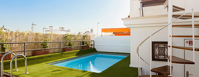 Apartamentos en Sevilla Relator Terraza | 3 dormitorios, 3 baños, terraza y piscina privada 0875