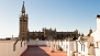 Sevilla Ferienwohnung - Shared roof-terrace with lines to dry clothes.